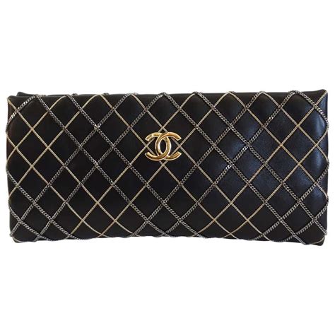 chanel clutch with chain uk